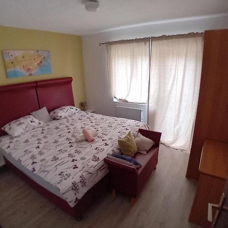 Holiday Home Ivano コレニツァ エクステリア 写真